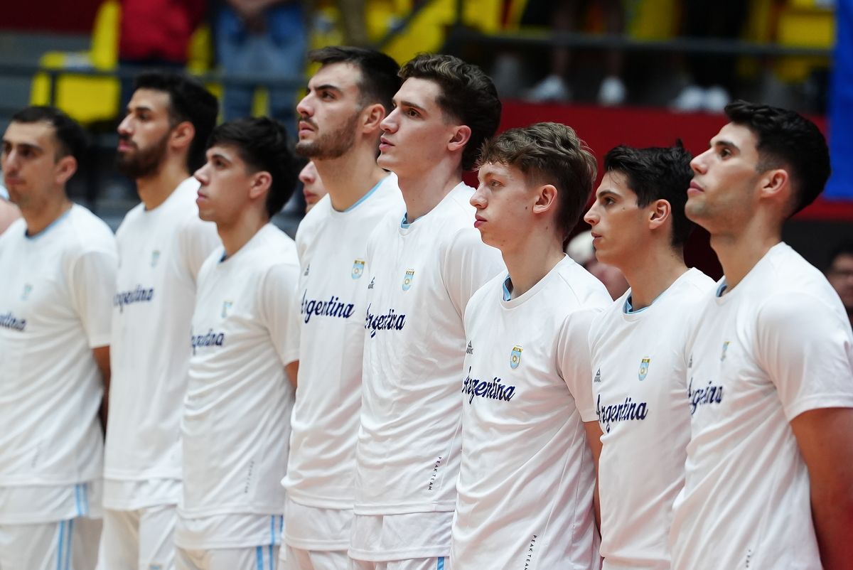 Argentina debuta este viernes ante el local.