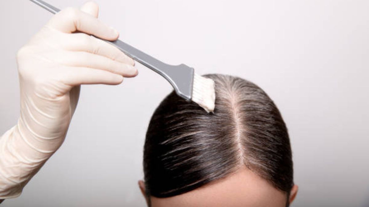Así debes teñir tu cabello para tapar las canas.