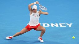 Iga Swiatek abrió el partido contra Australia poniendo en ventaja a Polonia, que se impuso 2-1 en cuartos de final de la United Cup.