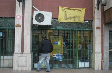 Asaltaron un local de artículos regionales de la calle Las Heras, en pleno centro