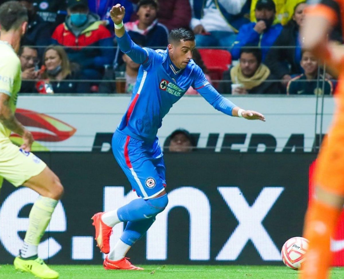Ramiro Funes Mori solo jugó 8 partidos en Cruz Azul