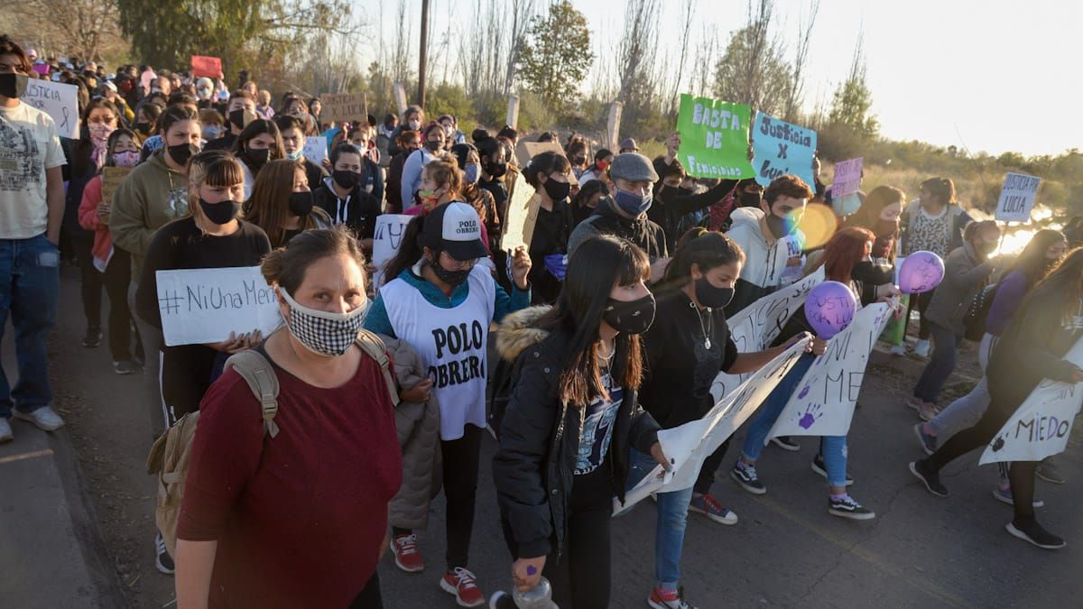 Fotos y videos: marcha y reclamo de justicia por el femicidio de Lucía
