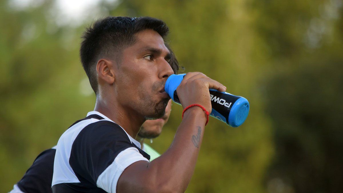 El defensor de Gimnasia y Esgrima Lucas Carrizo.