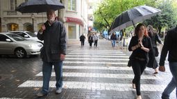 El pronóstico del tiempo en Mendoza señala que las lluvias se harán presente desde el mediodía del sábado. El pronóstico del tiempo en Mendoza señala que las lluvias se harán presente desde el mediodía del sábado.