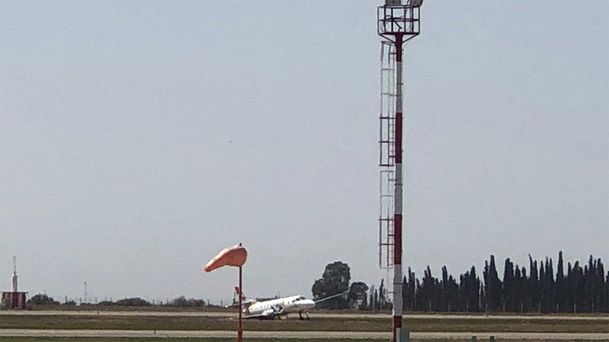 Un avión privado sufrió un accidente en el aeropuerto de Mendoza