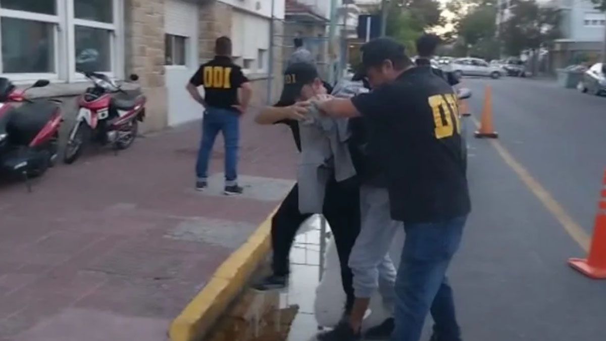 El asesino del adolescente de 17 años, fue detenido tras un allanamiento realizado en un barrio de la ciudad de Mar del Plata