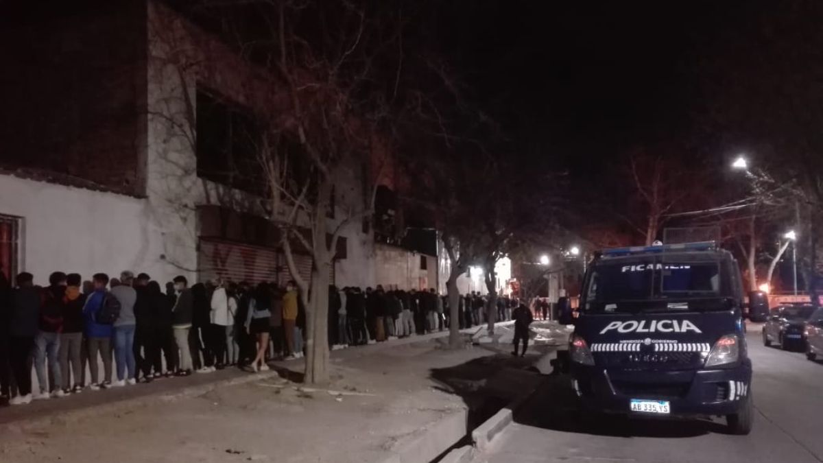 Fiestas clandestinas en Godoy Cruz y en Las Heras