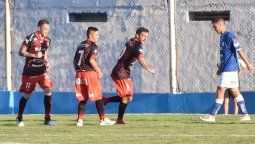 Huracán se hizo fuerte en Córdoba y logró su segundo triunfo al hilo