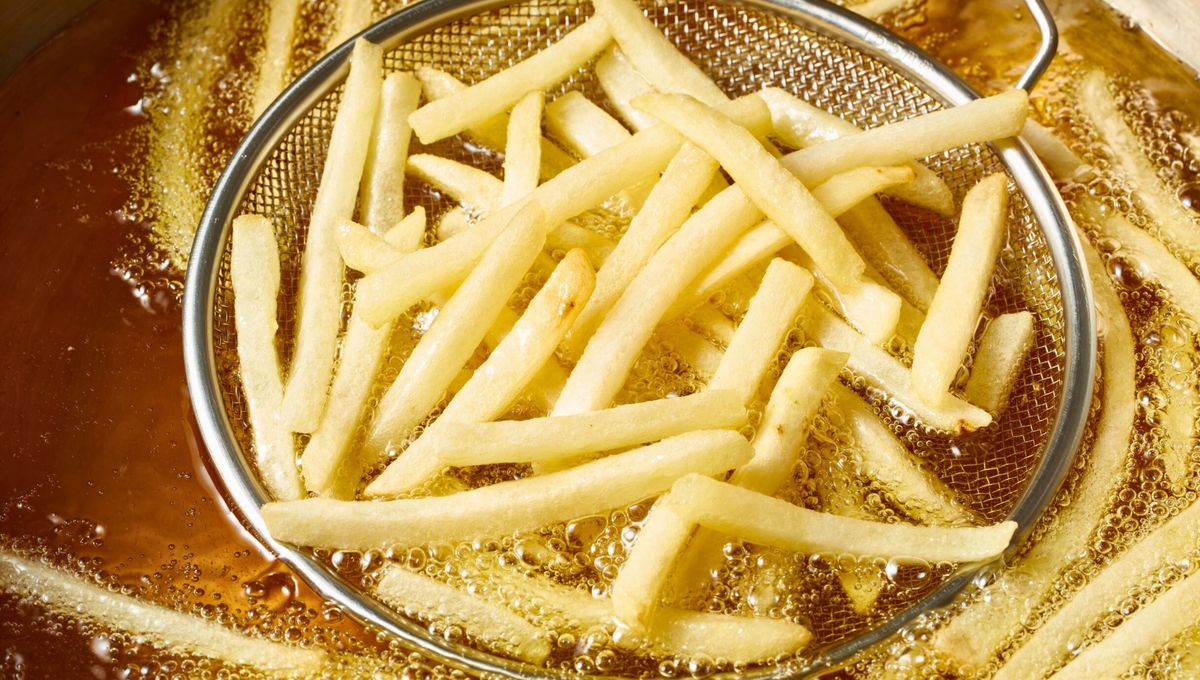 El vinagre desengrasa, neutraliza olores, elimina algunas bacterias y mejora la textura de los alimentos.&nbsp;