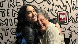 Lucía Mercado tiene 82 años, vive en Godoy Cruz y vivió una noche soñada junto a Lali. Foto: gentileza&nbsp;
