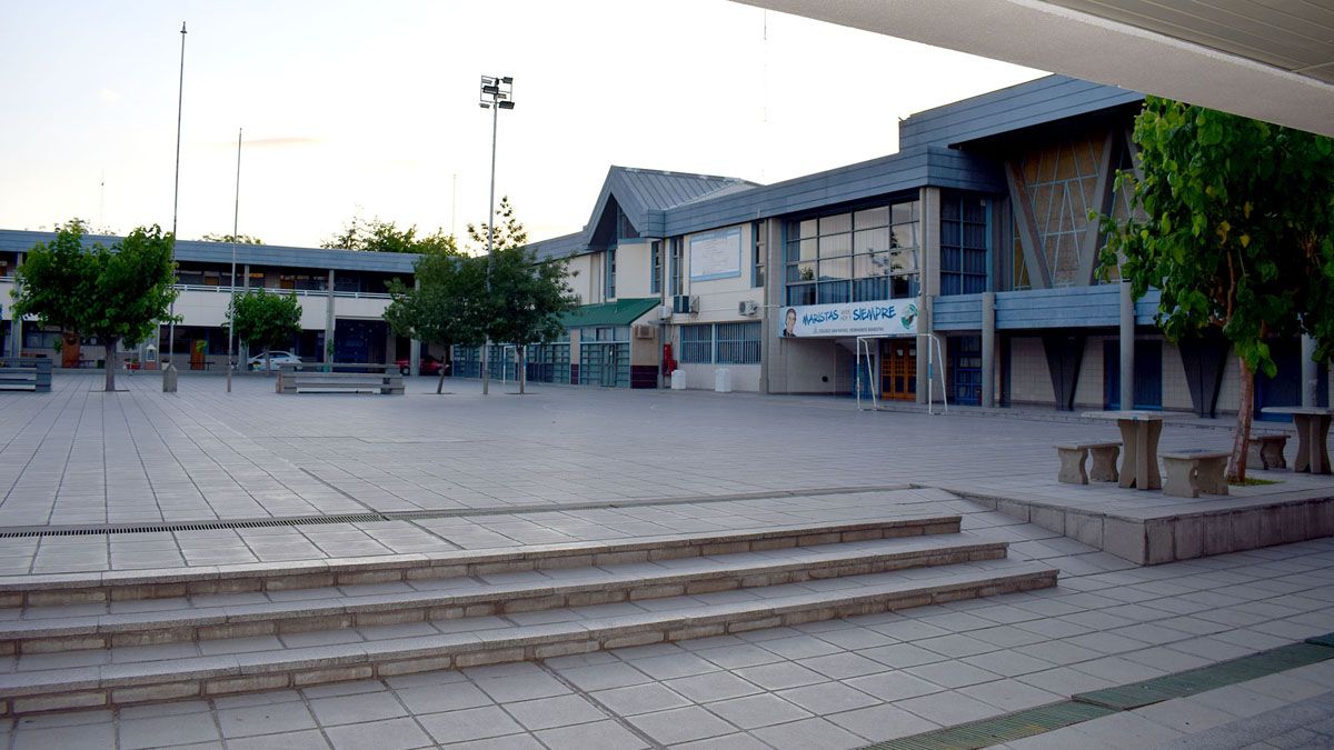 Sede central de la Universidad Maza. Sede central de la Universidad Maza.