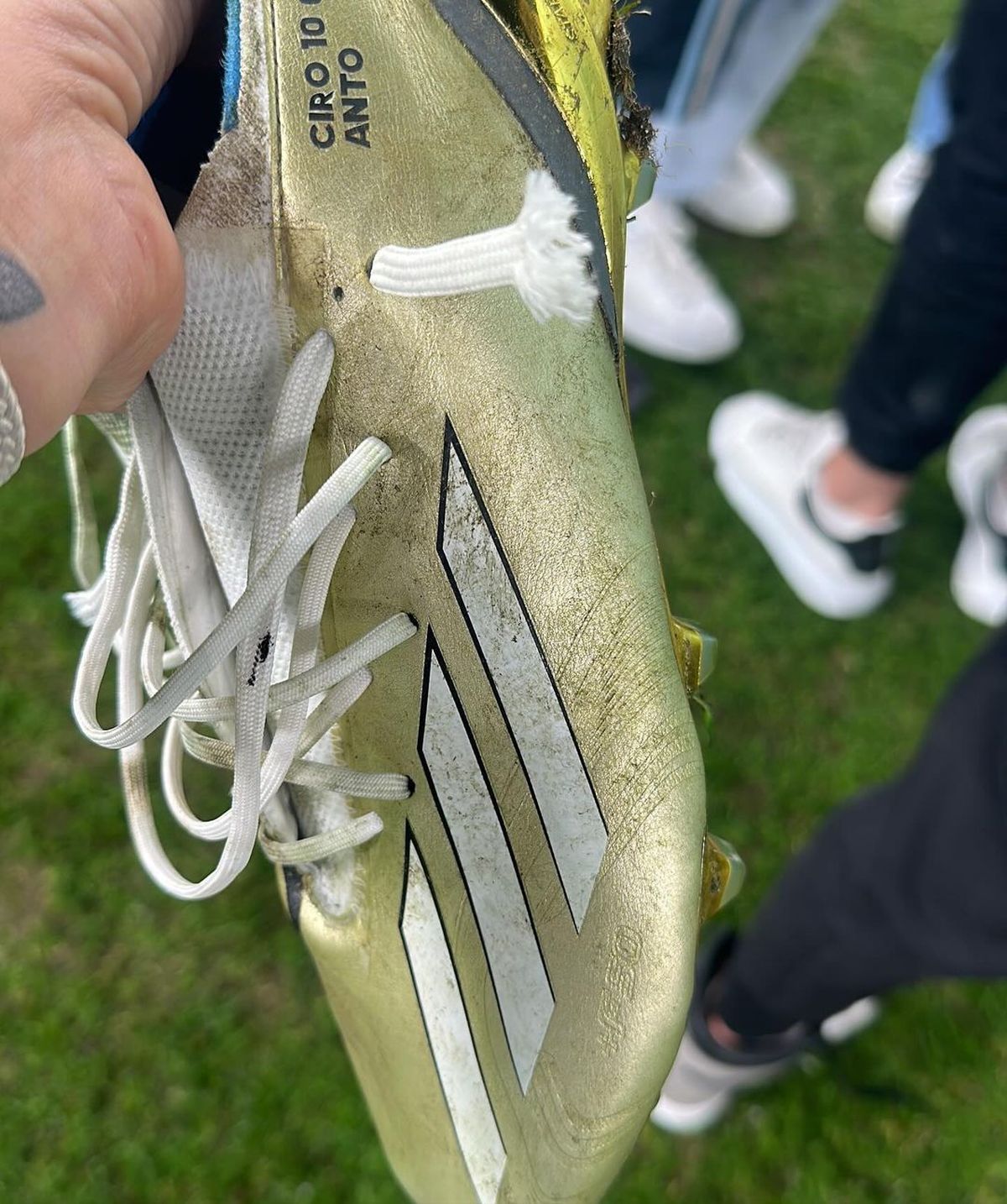 El botín de Messi después de la final del Mundial de Qatar El botín de Messi después de la final del Mundial de Qatar