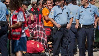 Los primeros migrantes entraron en Croacia tras el cierre de frontera húngara