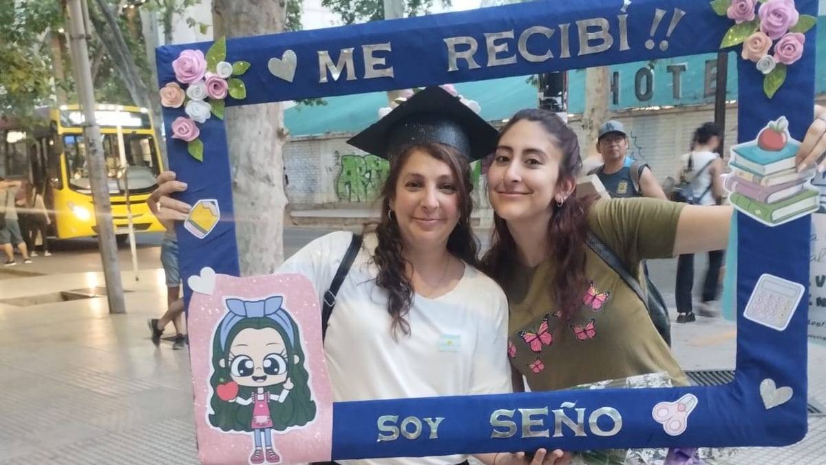 El mismo cuadro para las dos. En este caso, el último final de Mariela, que celebra junto a su hija Tamara. El mismo cuadro para las dos. En este caso, el último final de Mariela, que celebra junto a su hija Tamara.
