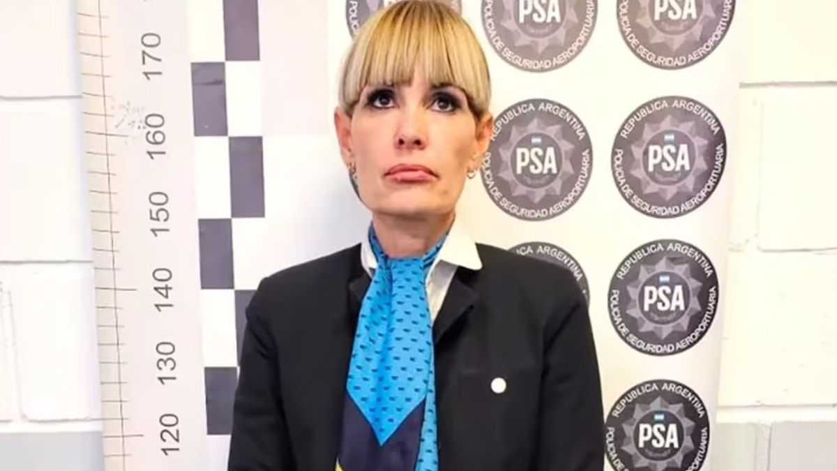 Prisión preventiva domiciliaria para la azafata que realizó la amenaza de bomba a un avión