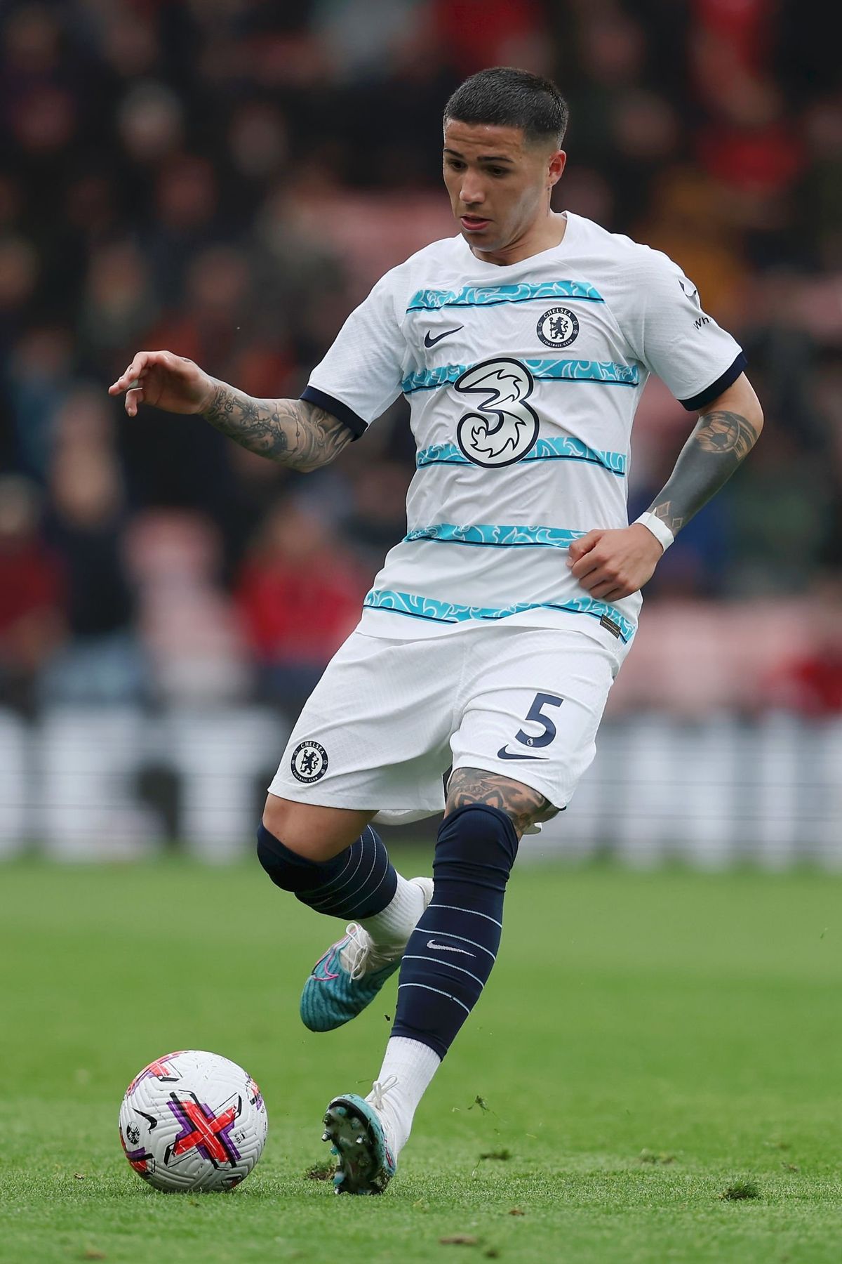 Enzo Fernández volvió a ser titular en uel importante triunfo del Chelsea 