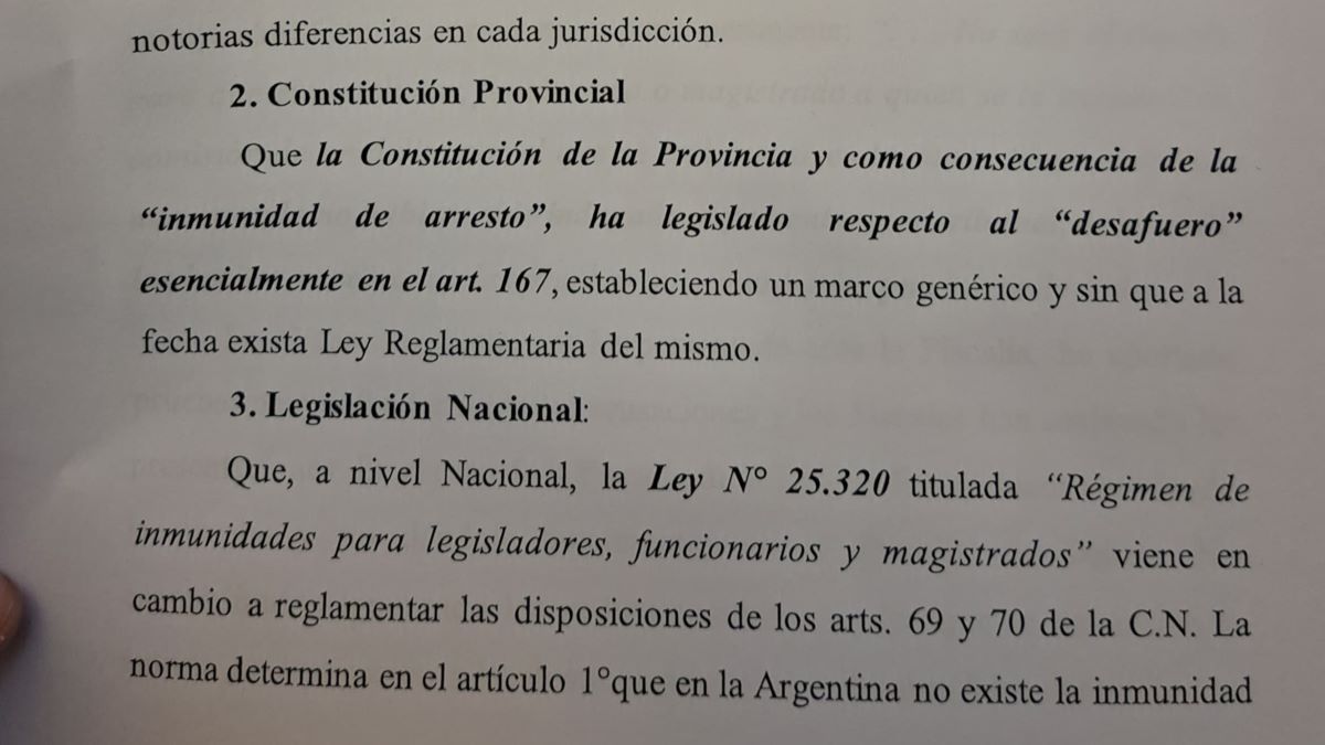 El apartado en el que la documentación habla sobre los procedimientos legales en torno al desafuero. El apartado en el que la documentación habla sobre los procedimientos legales en torno al desafuero.