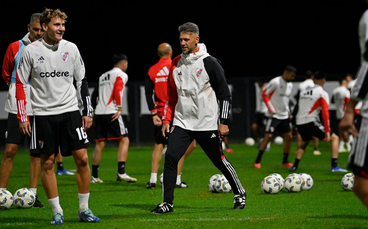 Demichelis dirigió el primer entrenamiento de River en Orlando