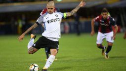 Un penal de Icardi salvó el invicto del Inter