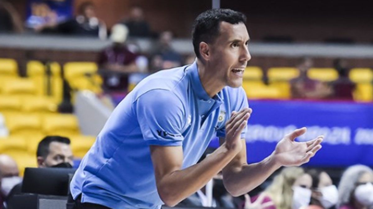 Pablo Prigioni sigue invicto en la AmeriCup, su primer torneo al frente de la selección argentina