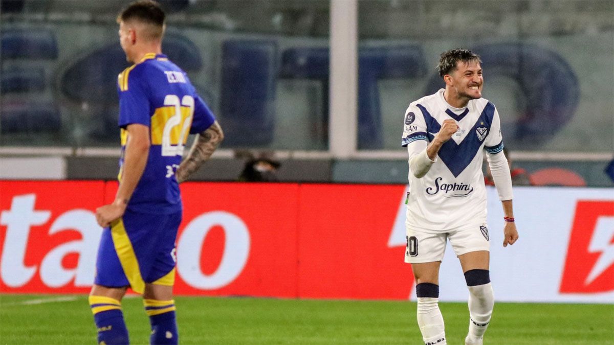 Vélez le ganó sobre la hora a Boca, en Córdoba, en un partido histórico y es finalista de la Copa Argentina