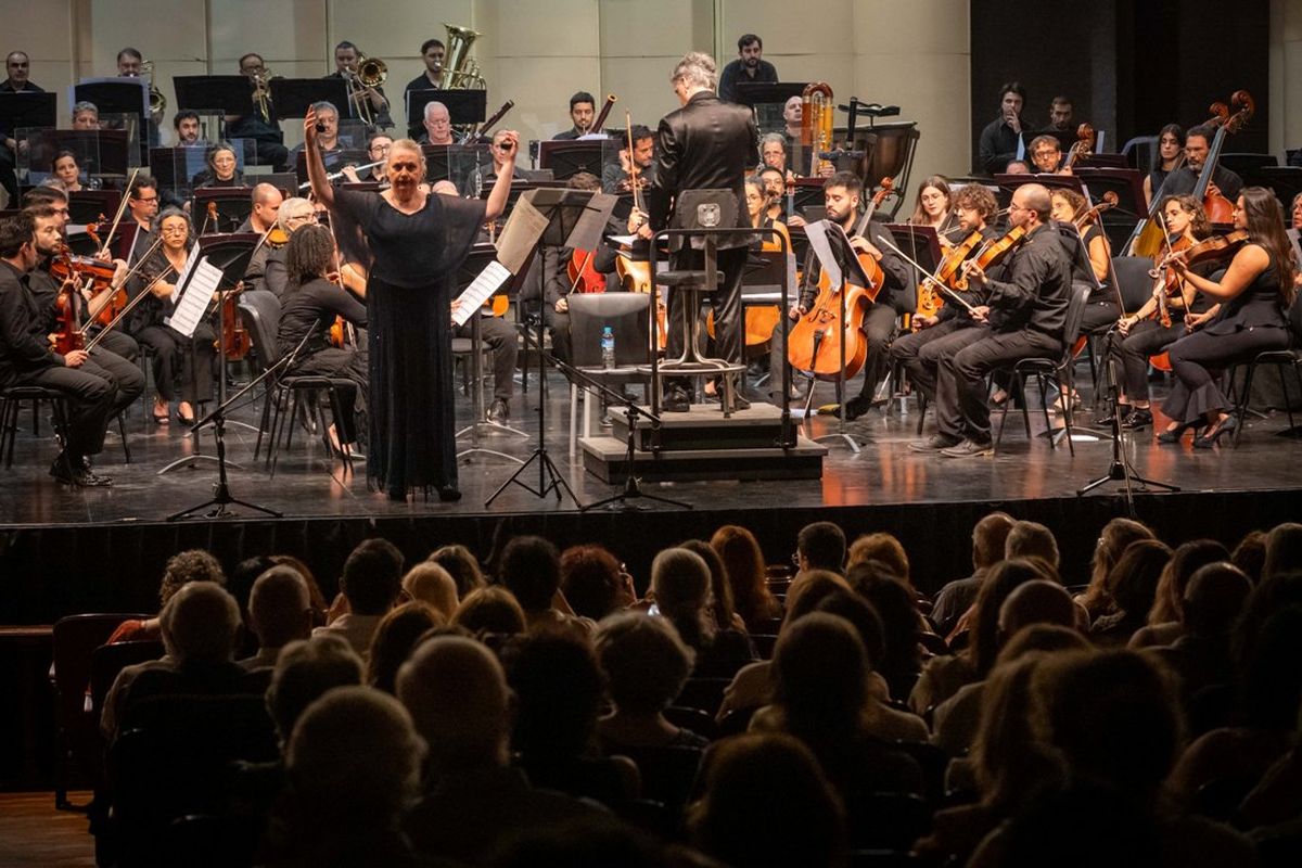 La concertista española Teresa Laiz se presentó junto a la Orquesta Filarmónica de Mendoza en el concierto de apertura del festival.