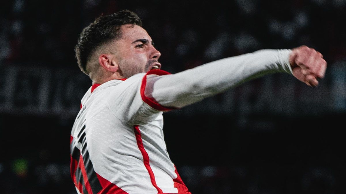 Simón hizo el segundo de River.