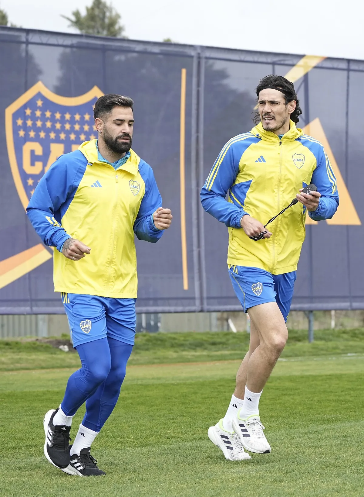 Milton Giménez sería titular y Cavani no estaría en Boca ante Talleres por Copa Argentina.