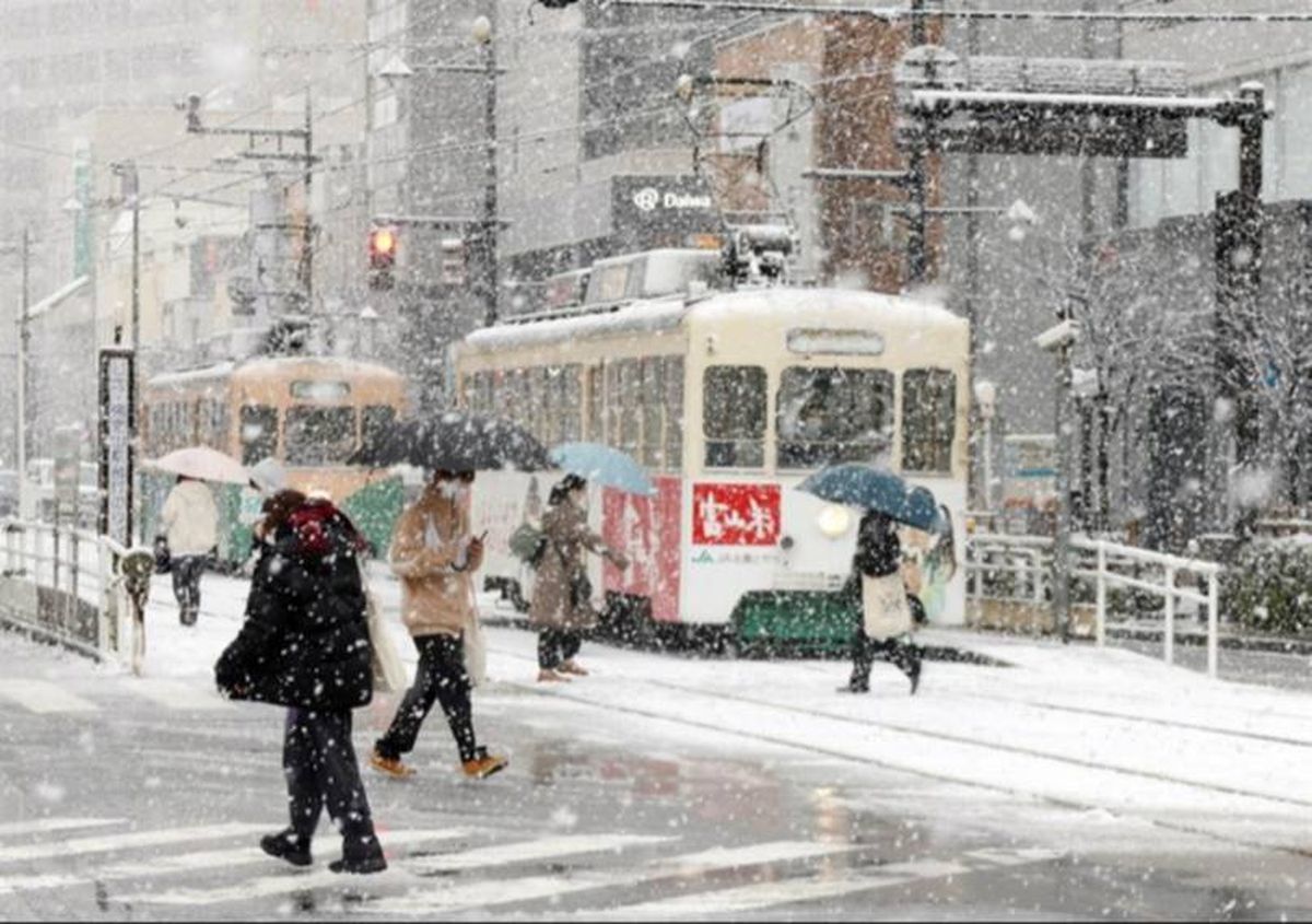Japón enfrenta una ola de frío histórica con decenas de muertos y cientos de heridos