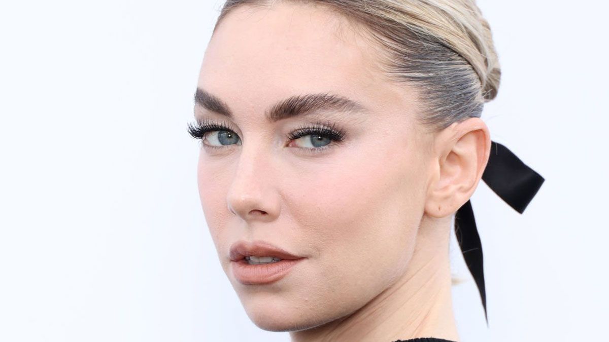 La actriz Vanessa Kirby se llevó todos los elogios por su descollante papel de Martha Weiss en la película de Netflix.