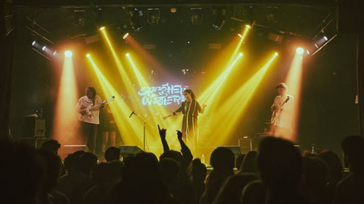 Spaghetti Western. Otra de las bandas que sacudir&aacute;n el teatro griego Papa Francisco.