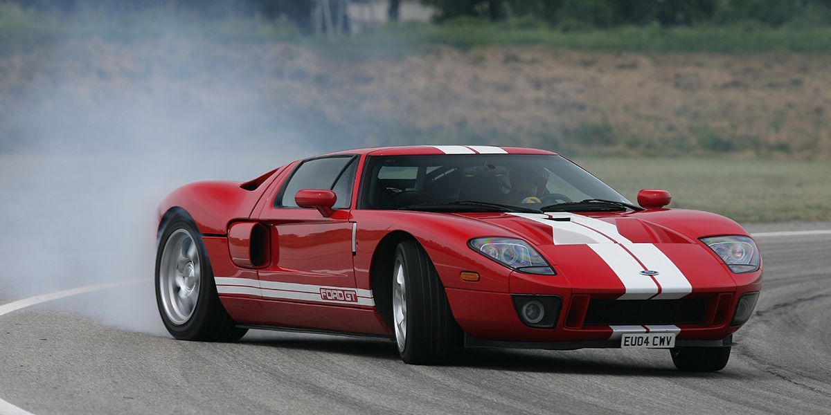 Qué modelo de auto es el Rayo McQueen de la película "Cars" de Disney Pixar. Qué modelo de auto es el Rayo McQueen de la película "Cars" de Disney Pixar.