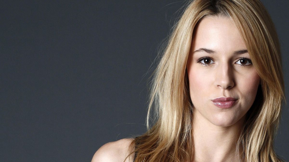 La actriz Alona Tal es uno de los personajes clave de la serie. Imagen: Prime Video.