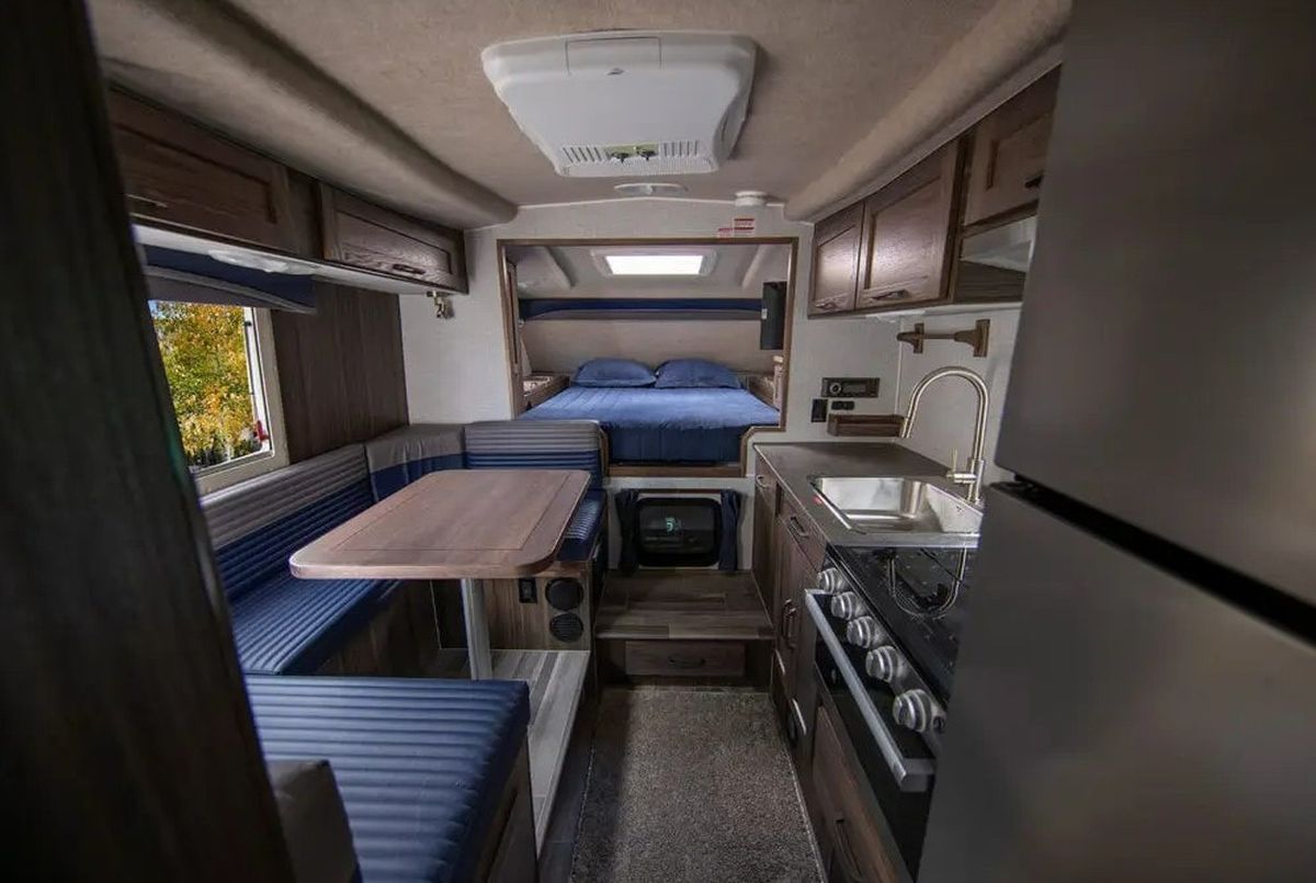 Esta casa rodante tiene un lujo muy superior para su tamaño. Esta casa rodante tiene un lujo muy superior para su tamaño.