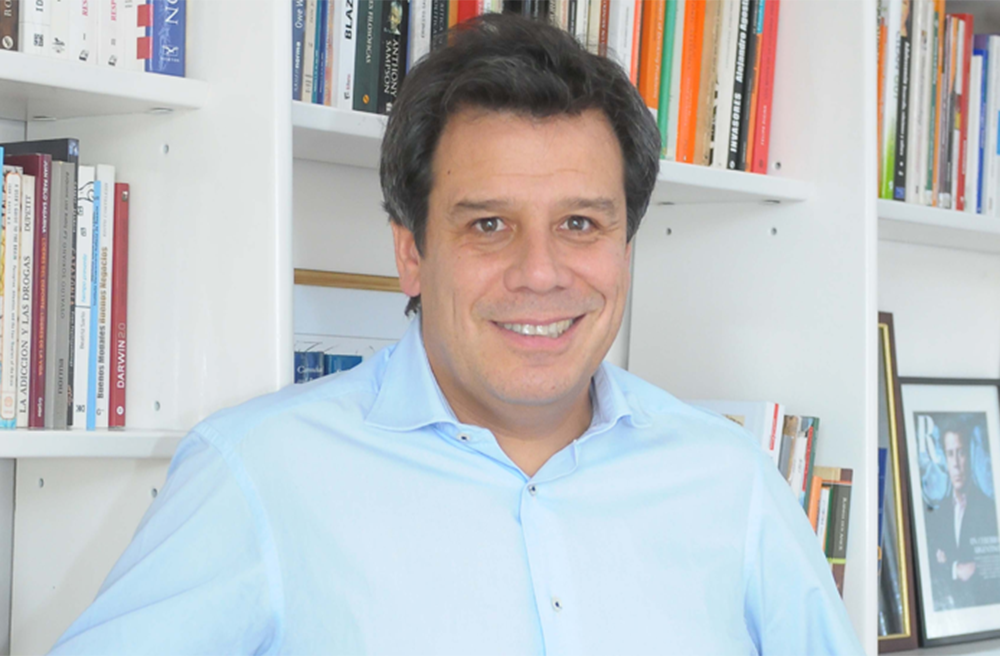 Luego de su visita a Mendoza Facundo Manes se acordó de Diario UNO