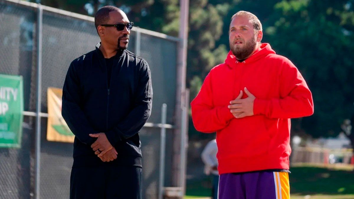 Eddie Murphy y Jonah Hill protagonizan Ustedes, la nueva película de Netflix.