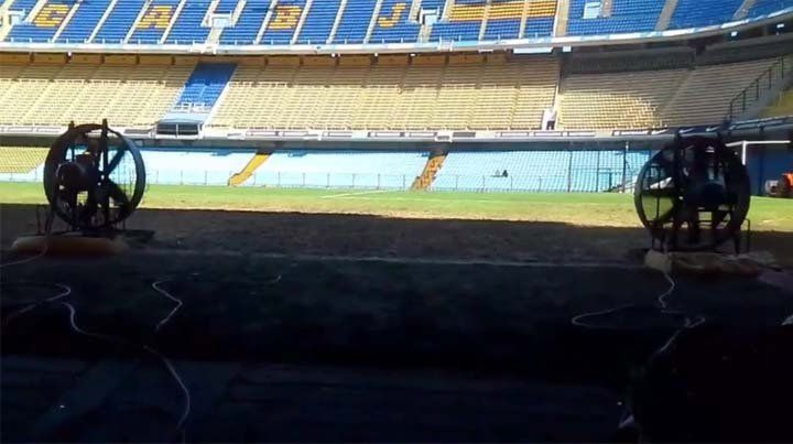 ¡De no creer! Así secan la Bombonera