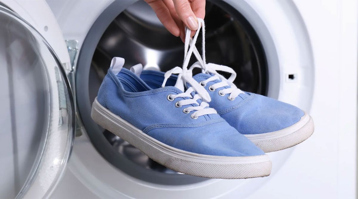 Las zapatillas, según los fabricantes, no deberían lavarse muy seguido en el lavarropas. Las zapatillas, según los fabricantes, no deberían lavarse muy seguido en el lavarropas.