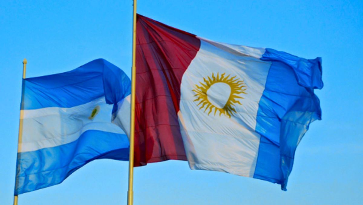 El Día de la Bandera de Córdoba se celebra el 18 de septiembre. El Día de la Bandera de Córdoba se celebra el 18 de septiembre.