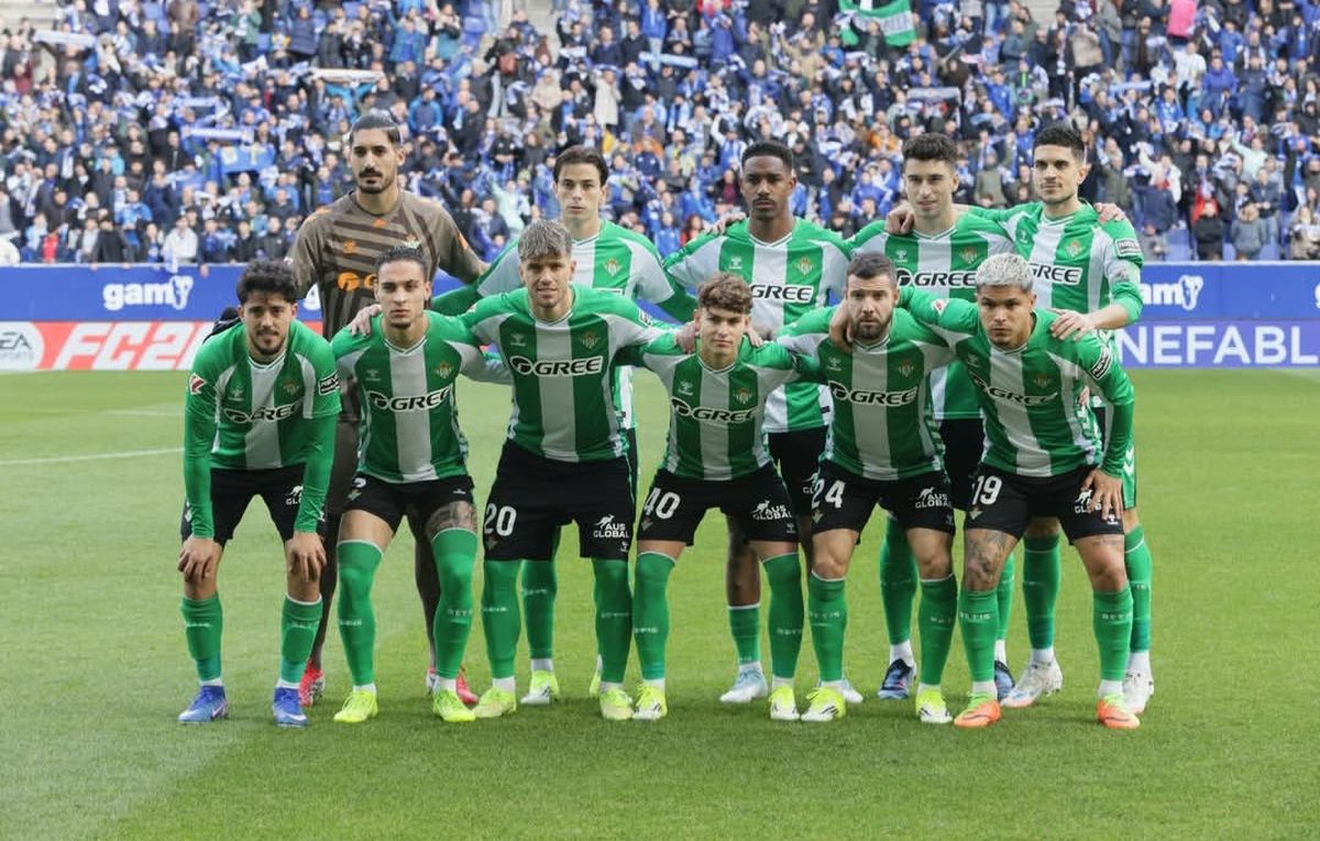 Lo Celso estuvo en el once inicial del Betis, en Asturias.