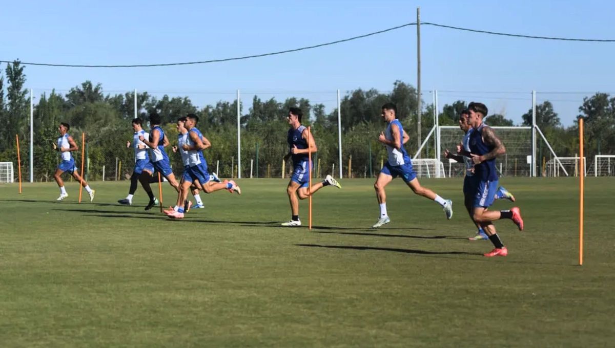 Godoy Cruz se interesa en un experimentado delantero para volver a Primera: más de 30 goles y 100 partidos