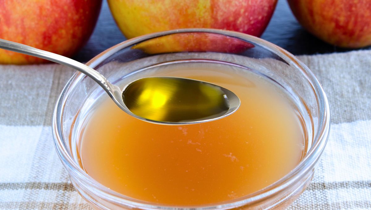 El vinagre tiene múltiples beneficios y propiedades para la salud.  El vinagre tiene múltiples beneficios y propiedades para la salud. 