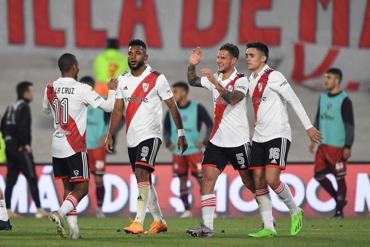 River ganó, gustó y goleó en el Monumental ante Central Córdoba