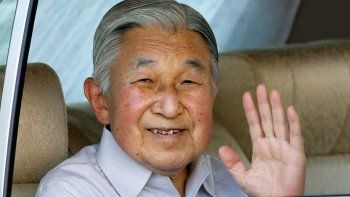 El emperador japonés está preocupado por poder cumplir sus deberes