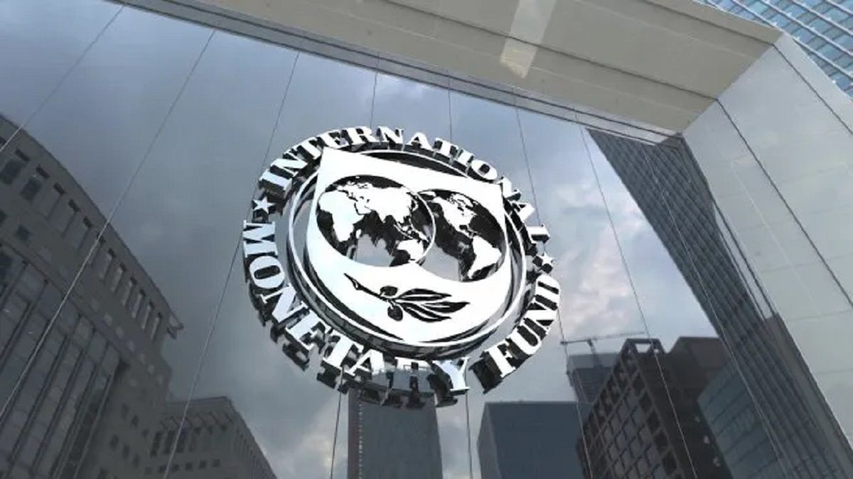 Caputo busca destrabar un desembolso del FMI. Caputo busca destrabar un desembolso del FMI.