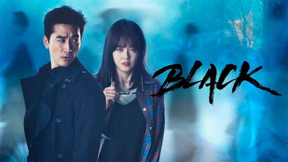 Un detective poseído por la parca y una mujer que prevé los instantes finales caen en un laberinto de vida o muerte, dominado por oscuros secretos del pasado.