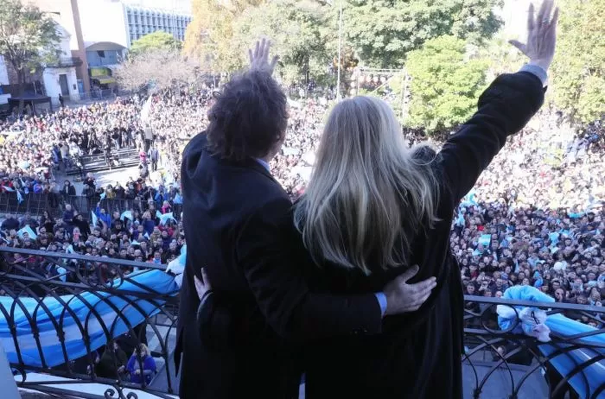 Karina Milei podría ser para muchos la sucesora de su hermano Javier si el gobierno de las Karina Milei podría ser para muchos la sucesora de su hermano Javier si el gobierno de las