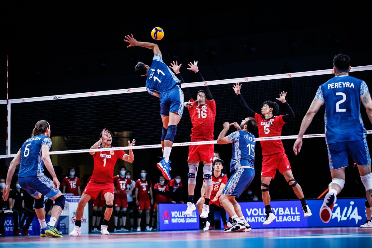 Argentina se impuso a Japón en la Liga de las Naciones de vóleibol.