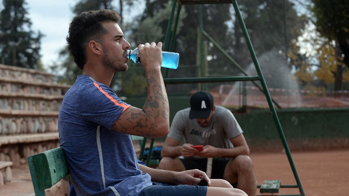 Bahamonde manifestó su deseo de ayudar a mejorar el tenis de Mendoza