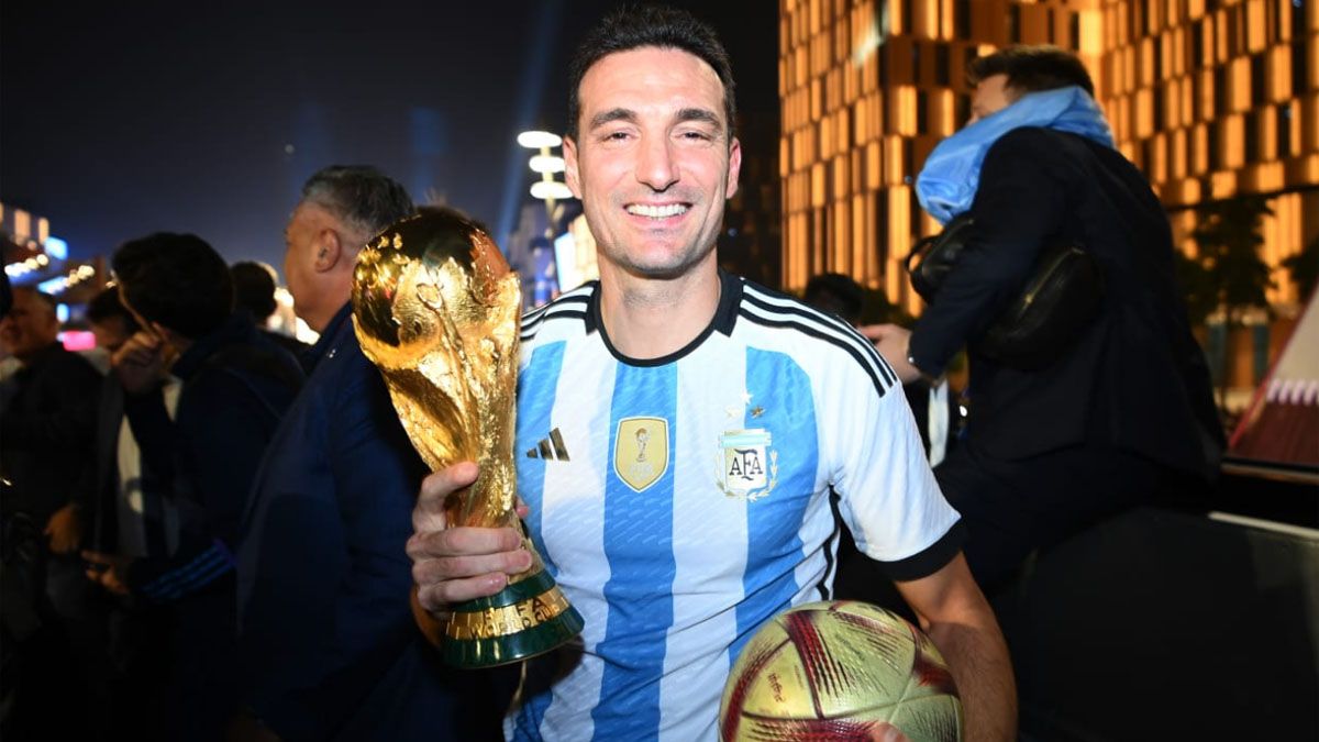 Ganate una camiseta de Argentina firmada por Lionel Scaloni.